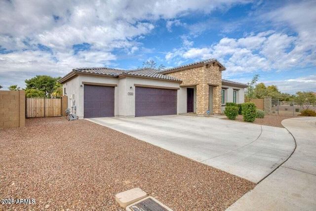 7434 N 80Th Lane, Glendale, AZ 85303