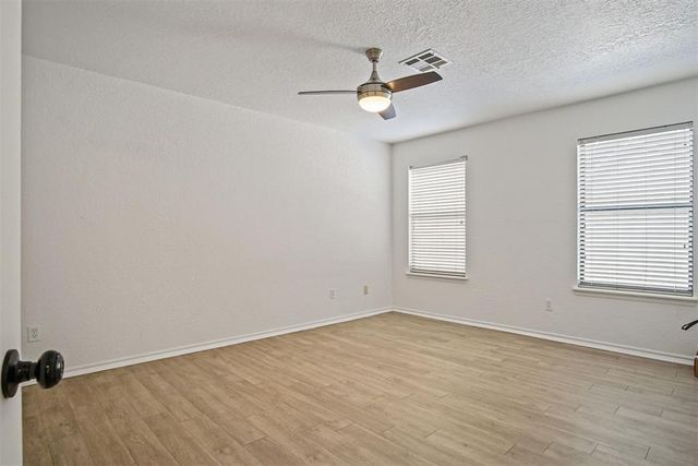 3833 Ives Way, Norman, OK 73072