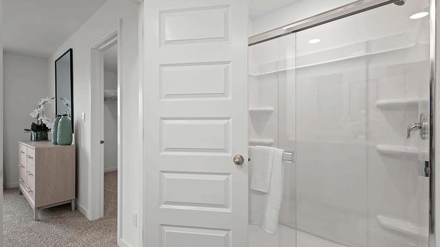 518 Cressmoor Boulevard, Hobart, IN 46342