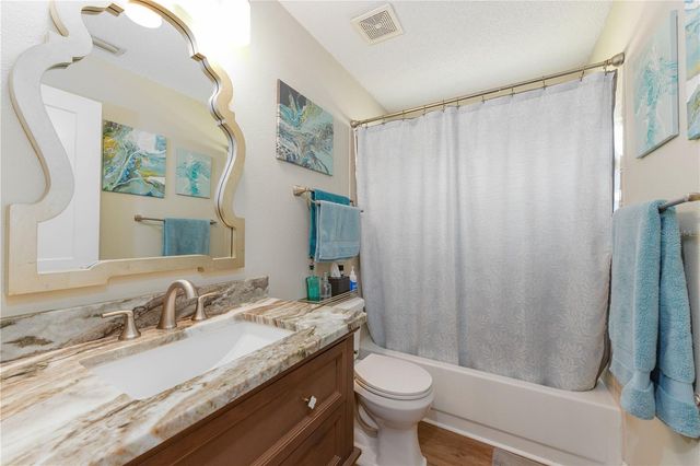 4749 HAMLETS GROVE DRIVE, Sarasota, FL 34235