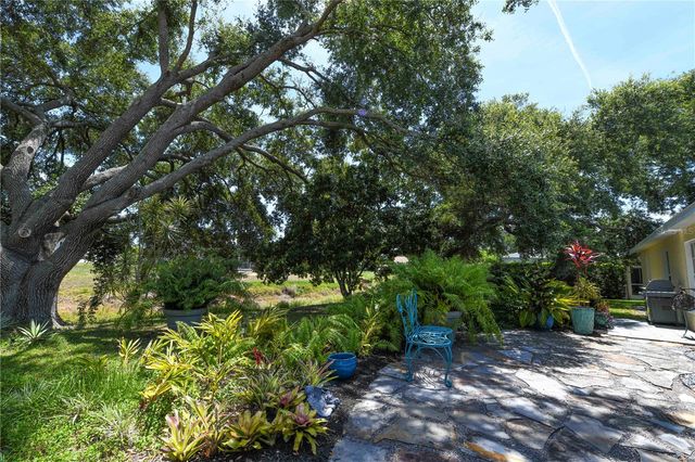 4749 HAMLETS GROVE DRIVE, Sarasota, FL 34235