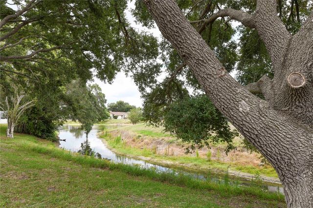 4749 HAMLETS GROVE DRIVE, Sarasota, FL 34235