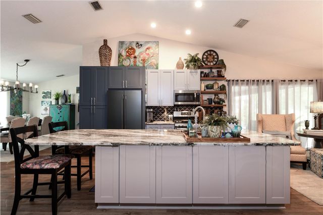 4749 HAMLETS GROVE DRIVE, Sarasota, FL 34235