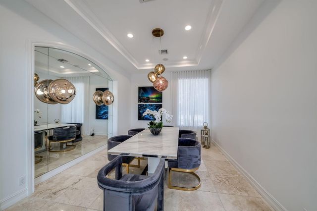 17593 Middle Lake Drive, Boca Raton, FL 33496