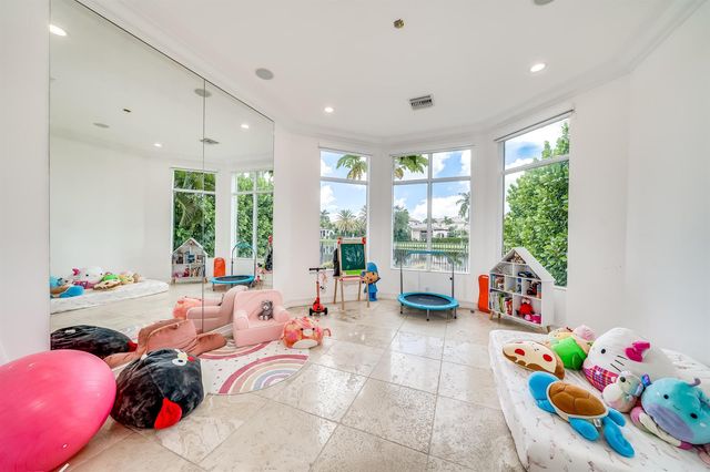 17593 Middle Lake Drive, Boca Raton, FL 33496
