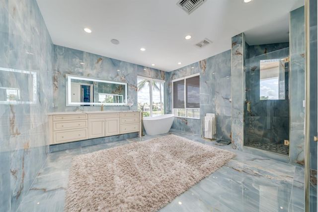 17593 Middle Lake Drive, Boca Raton, FL 33496