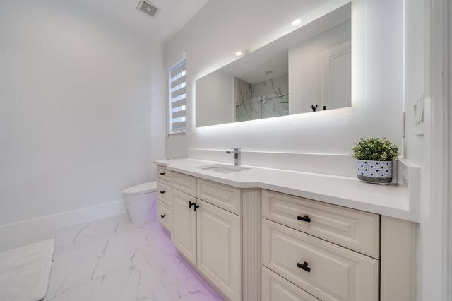 17593 Middle Lake Drive, Boca Raton, FL 33496