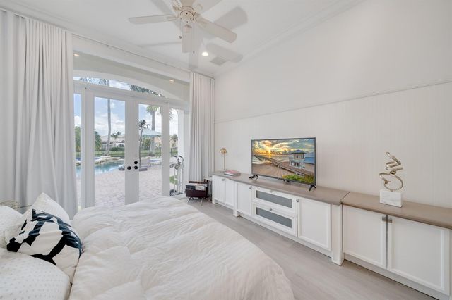 17593 Middle Lake Drive, Boca Raton, FL 33496