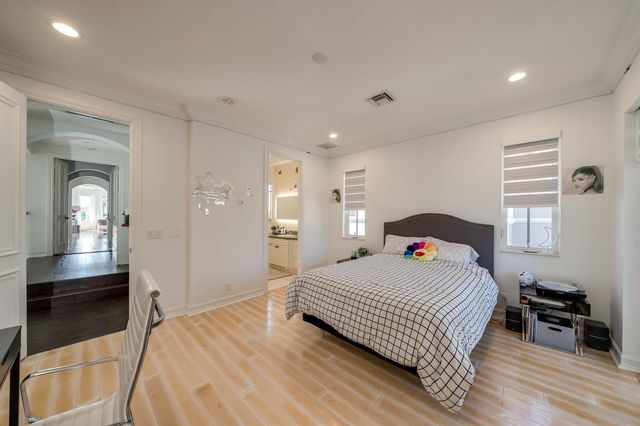 17593 Middle Lake Drive, Boca Raton, FL 33496