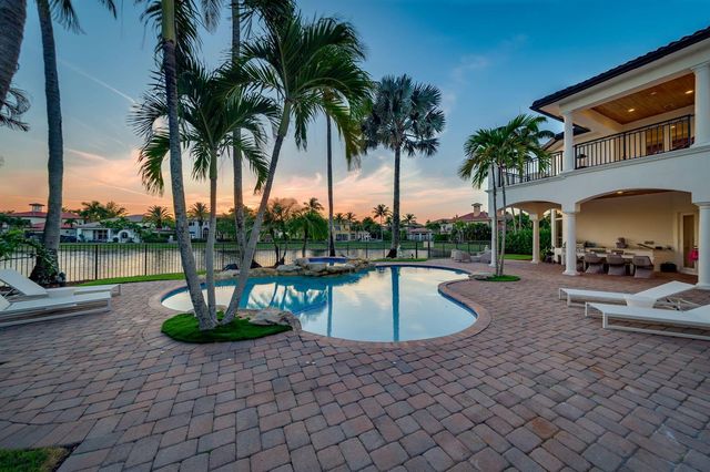 17593 Middle Lake Drive, Boca Raton, FL 33496