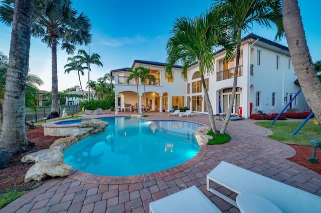 17593 Middle Lake Drive, Boca Raton, FL 33496