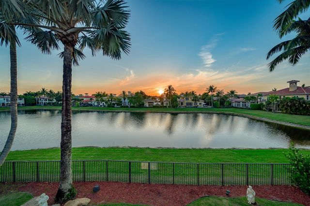 17593 Middle Lake Drive, Boca Raton, FL 33496