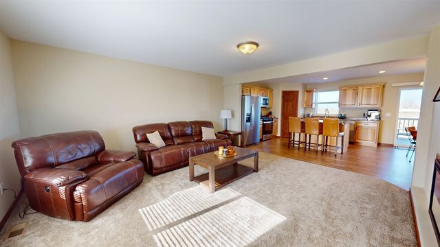 2617 Granite Dr., Minot, ND 58703