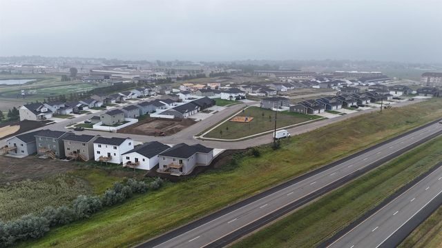 2617 Granite Dr., Minot, ND 58703