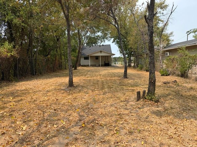 306 Lakey Road, Seagoville, TX 75159