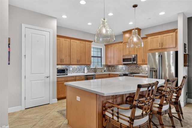 13507 MESSINA LOOP 103, Bradenton, FL 34211