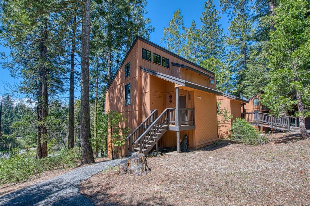 Image 2 of property listing at 40794 Oakwoods Lane # 97, Shaver Lake, CA 93664
