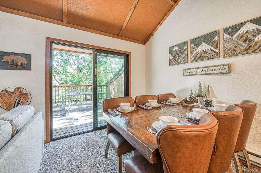 Image 24 of property listing at 40794 Oakwoods Lane # 97, Shaver Lake, CA 93664