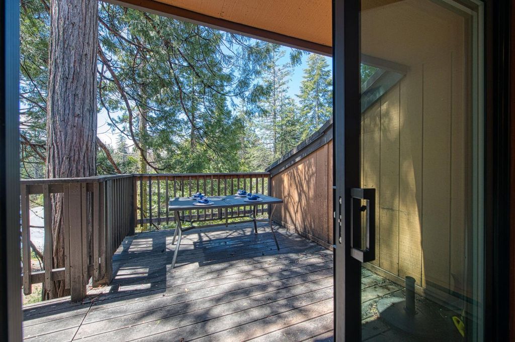 Image 26 of property listing at 40794 Oakwoods Lane # 97, Shaver Lake, CA 93664