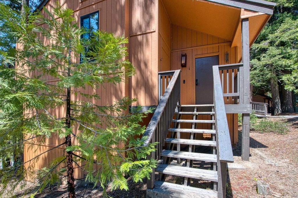 Image 4 of property listing at 40794 Oakwoods Lane # 97, Shaver Lake, CA 93664