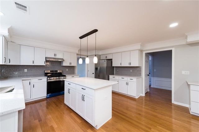 6480 Stapleford Lane, Johns Creek, GA 30097