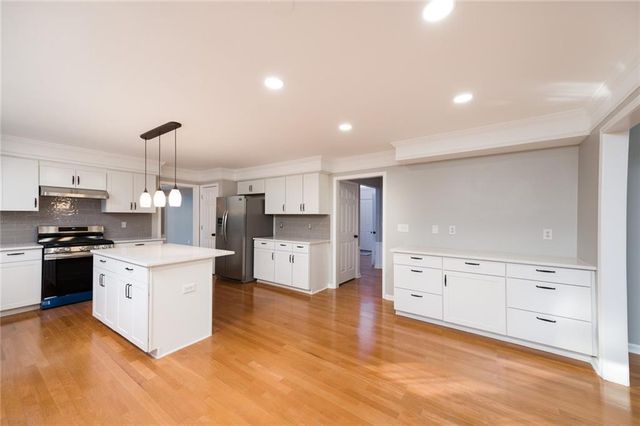 6480 Stapleford Lane, Johns Creek, GA 30097
