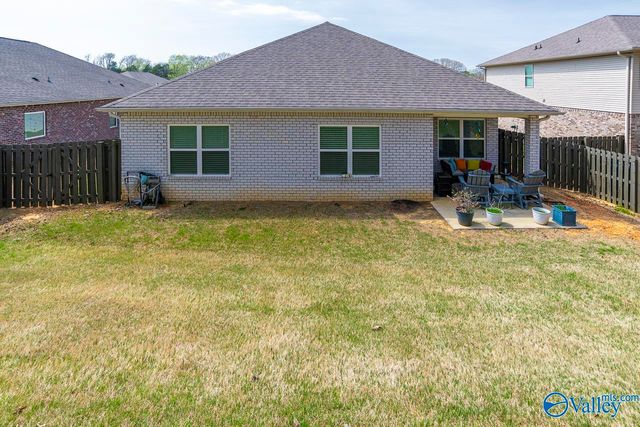 125 River Springs Court, New Market, AL 35761