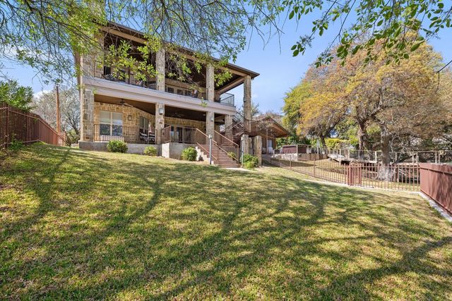 1413 County Road 132-A, Kingsland, TX 78639