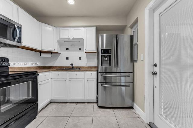 1210 S 24th Terrace, Hollywood, FL 33020