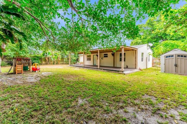 1210 S 24th Terrace, Hollywood, FL 33020