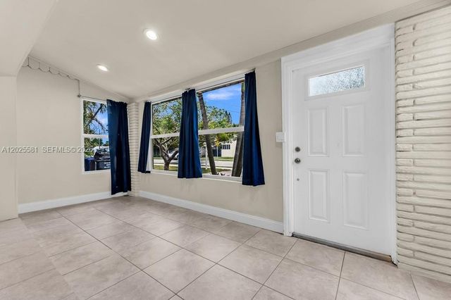 1210 S 24th Terrace, Hollywood, FL 33020