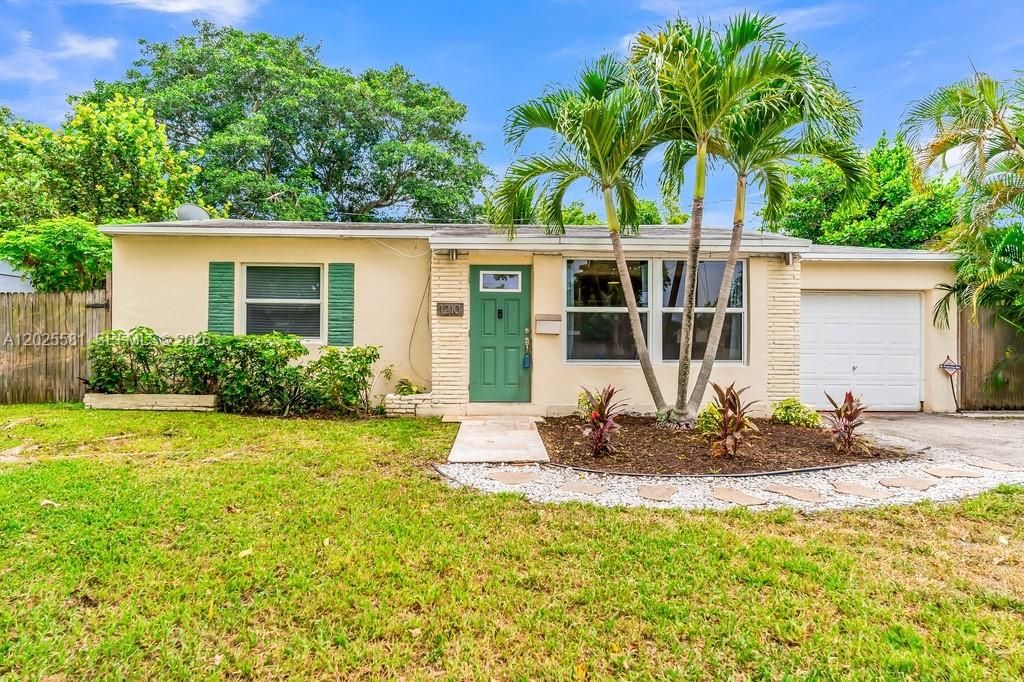 1210 S 24th Terrace, Hollywood, FL 33020