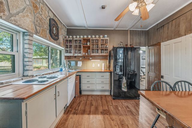 2691 A County Road 2007, Glen Rose, TX 76043