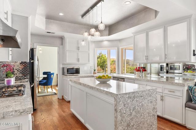 22100 Dardenne Street, Calabasas, CA 91302