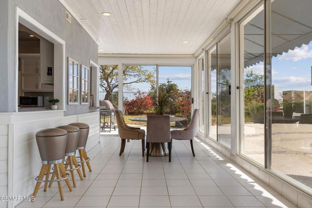 22100 Dardenne Street, Calabasas, CA 91302