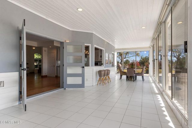 22100 Dardenne Street, Calabasas, CA 91302