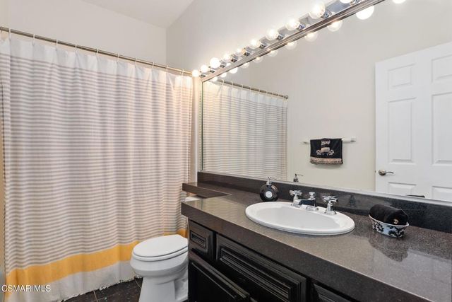 22100 Dardenne Street, Calabasas, CA 91302