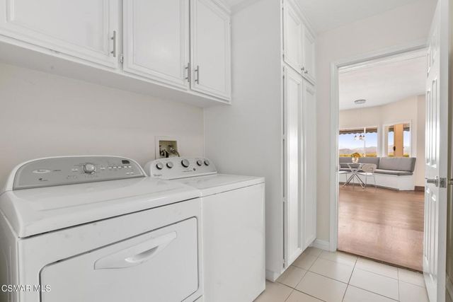 22100 Dardenne Street, Calabasas, CA 91302