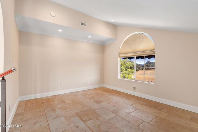 22100 Dardenne Street, Calabasas, CA 91302