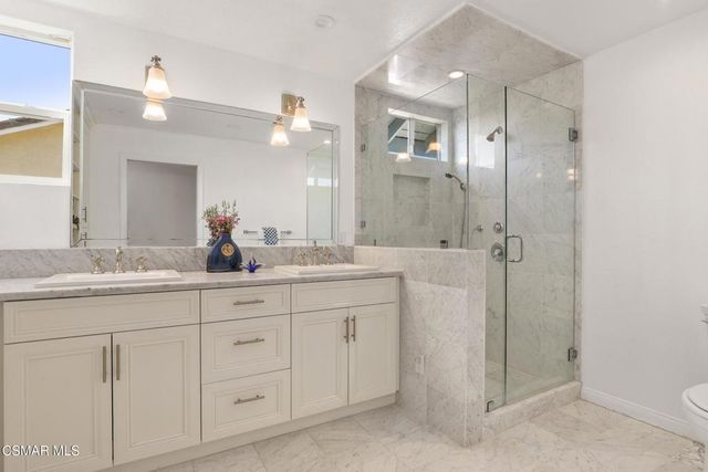 22100 Dardenne Street, Calabasas, CA 91302