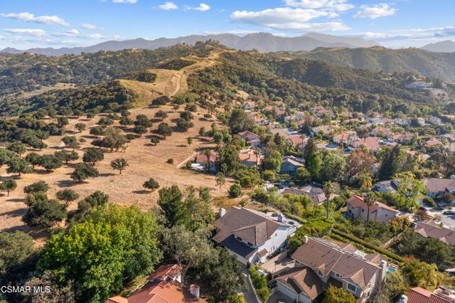 22100 Dardenne Street, Calabasas, CA 91302