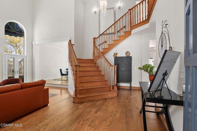 22100 Dardenne Street, Calabasas, CA 91302
