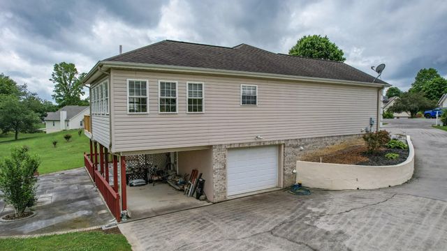 200 County Road 1150, Riceville, TN 37370