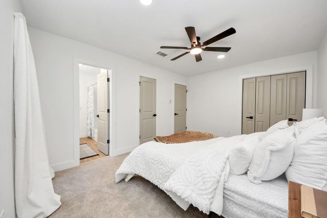 3013 Woodland Drive, Dickinson, TX 77539