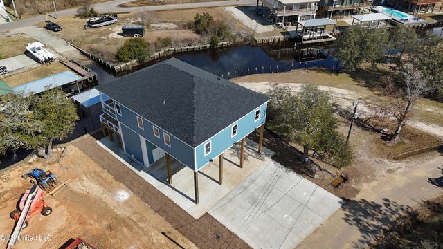 4048 N Sumatra Street, Bay Saint Louis, MS 39520