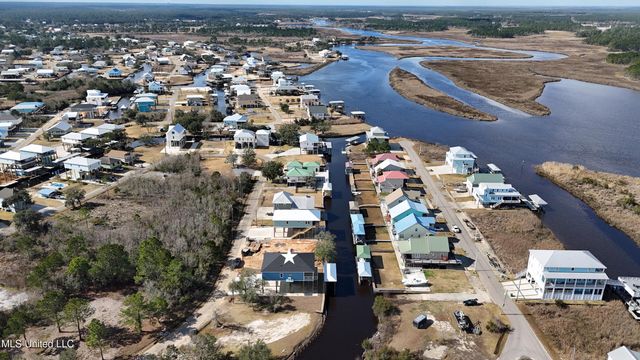 4048 N Sumatra Street, Bay Saint Louis, MS 39520