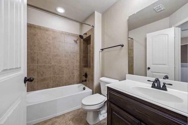 1014 Dunhill Lane, Forney, TX 75126