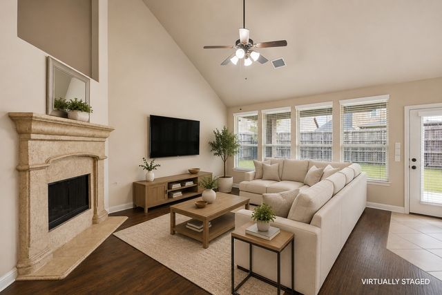 1014 Dunhill Lane, Forney, TX 75126