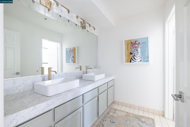 7 Crockett Drive, Moraga, CA 94556