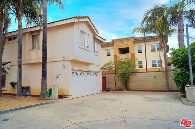 732 N Figueroa Street, Santa Ana, CA 92703